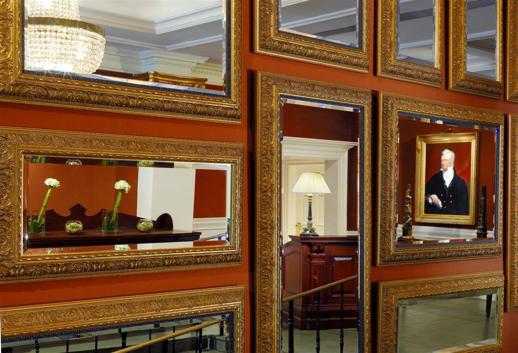 The College Green Dublin Hotel, Autograph Collection Exterior photo